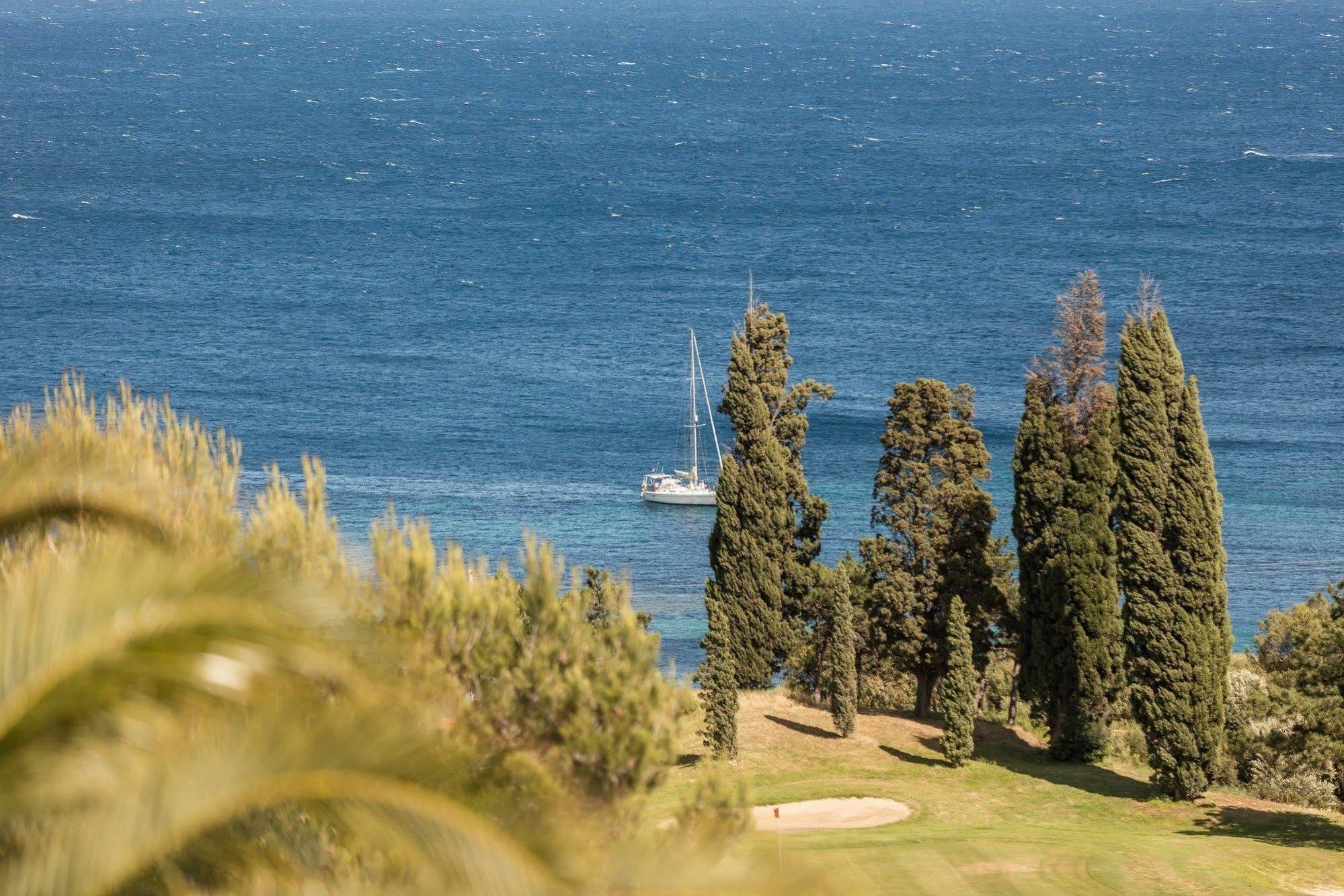 Hotel De L'Esterel Pierre & Vacances Saint-Raphaël 외부 사진